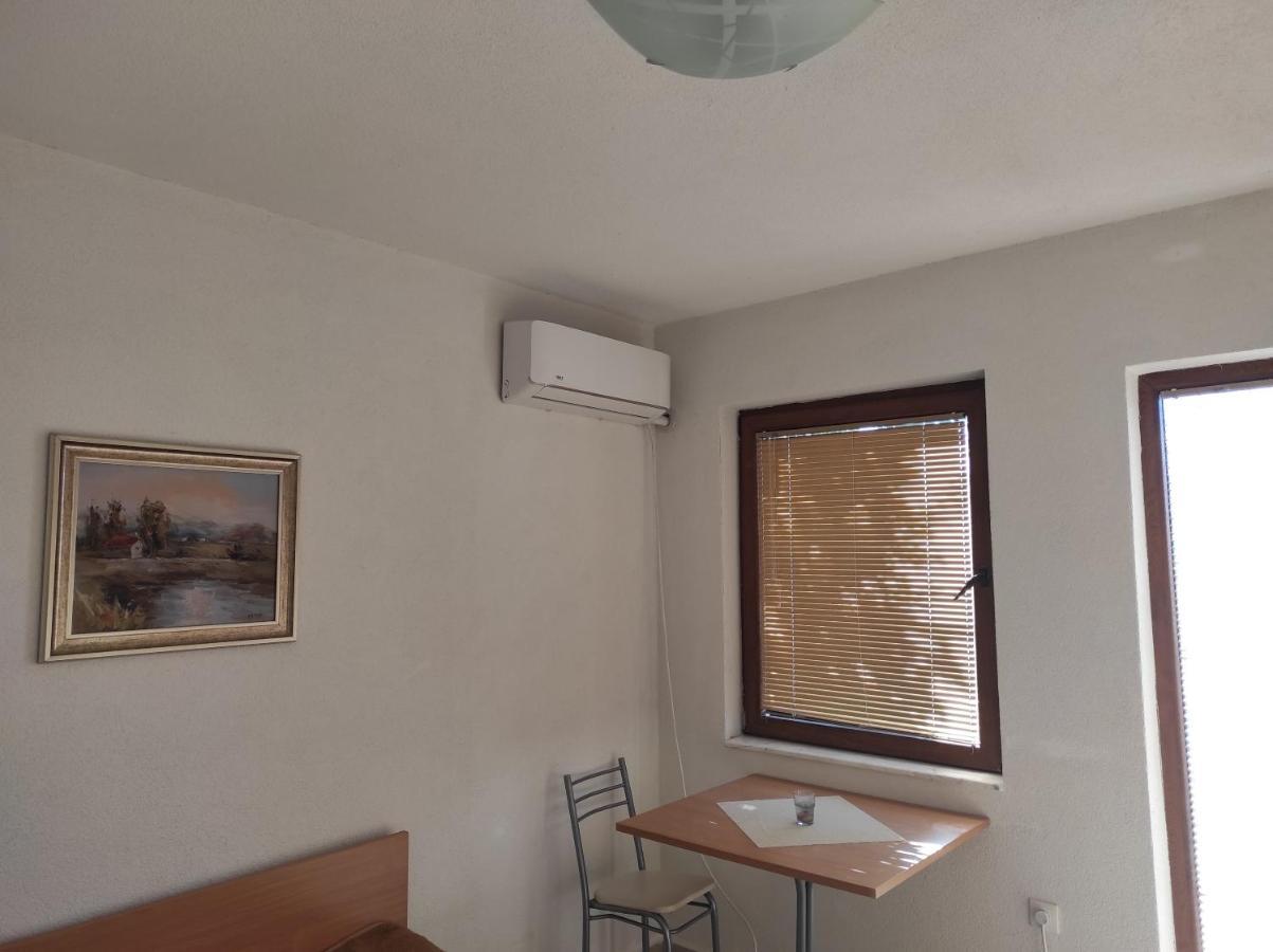 Shenk's Apartament