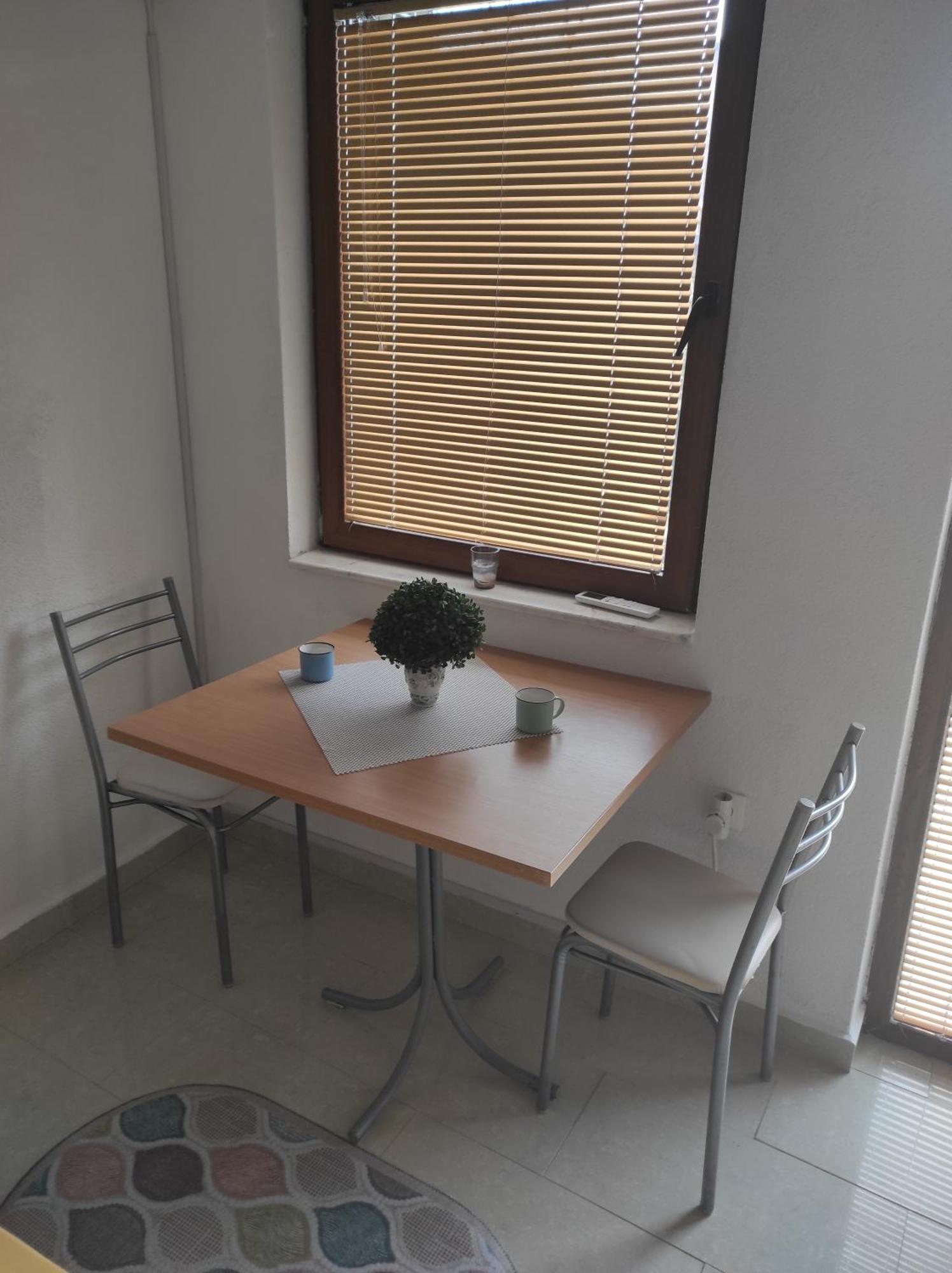 Apartament Shenk's *
